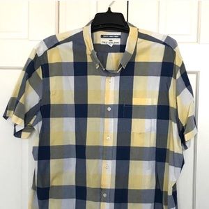 Button down shirt / Old Navy